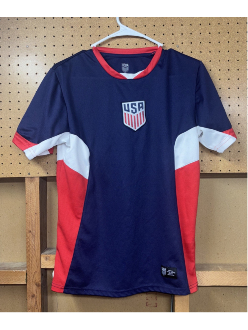 USA SOCCER Jersey T-Shirt Mens Small Blue w/ Red,White